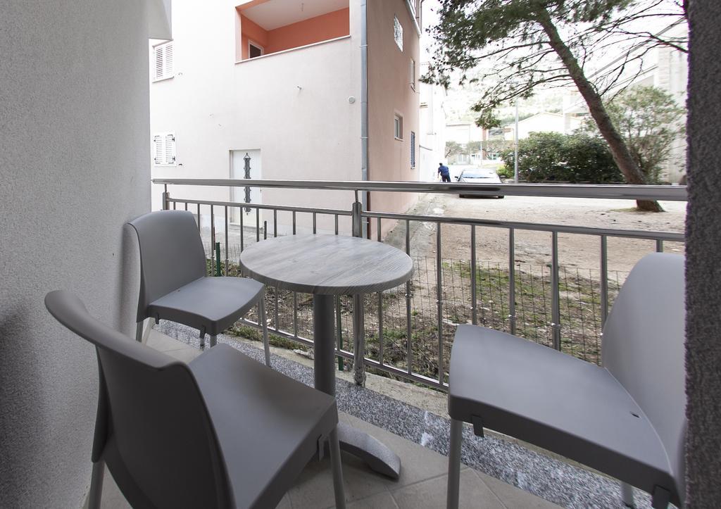 Guesthouse Villa Klara Baška Voda エクステリア 写真